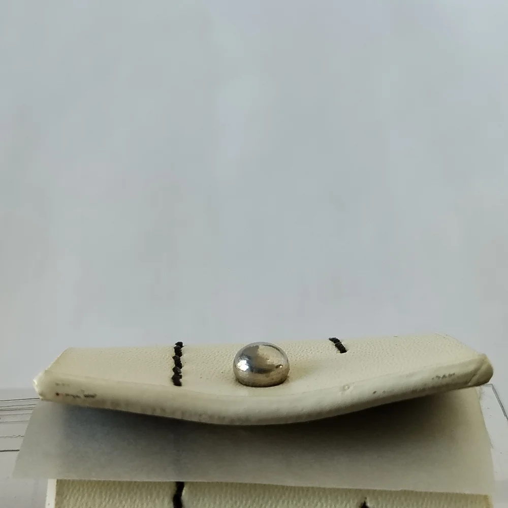 Pier 1 Imports Set of 4 Faux Leather Napkin Rings Napkin Holder SKU 2156335